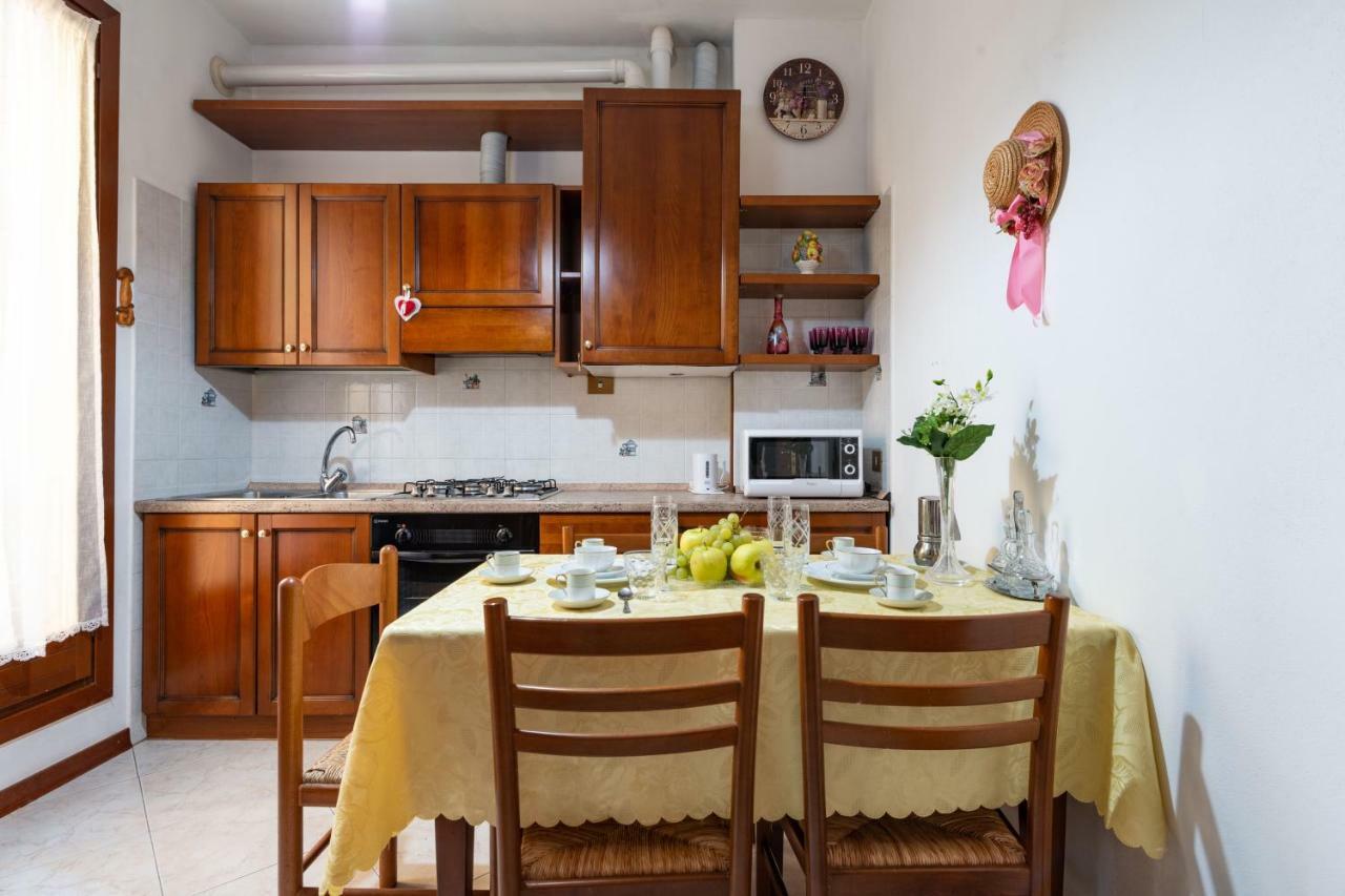 베니스 Gondolier' S House Castello 아파트 외부 사진